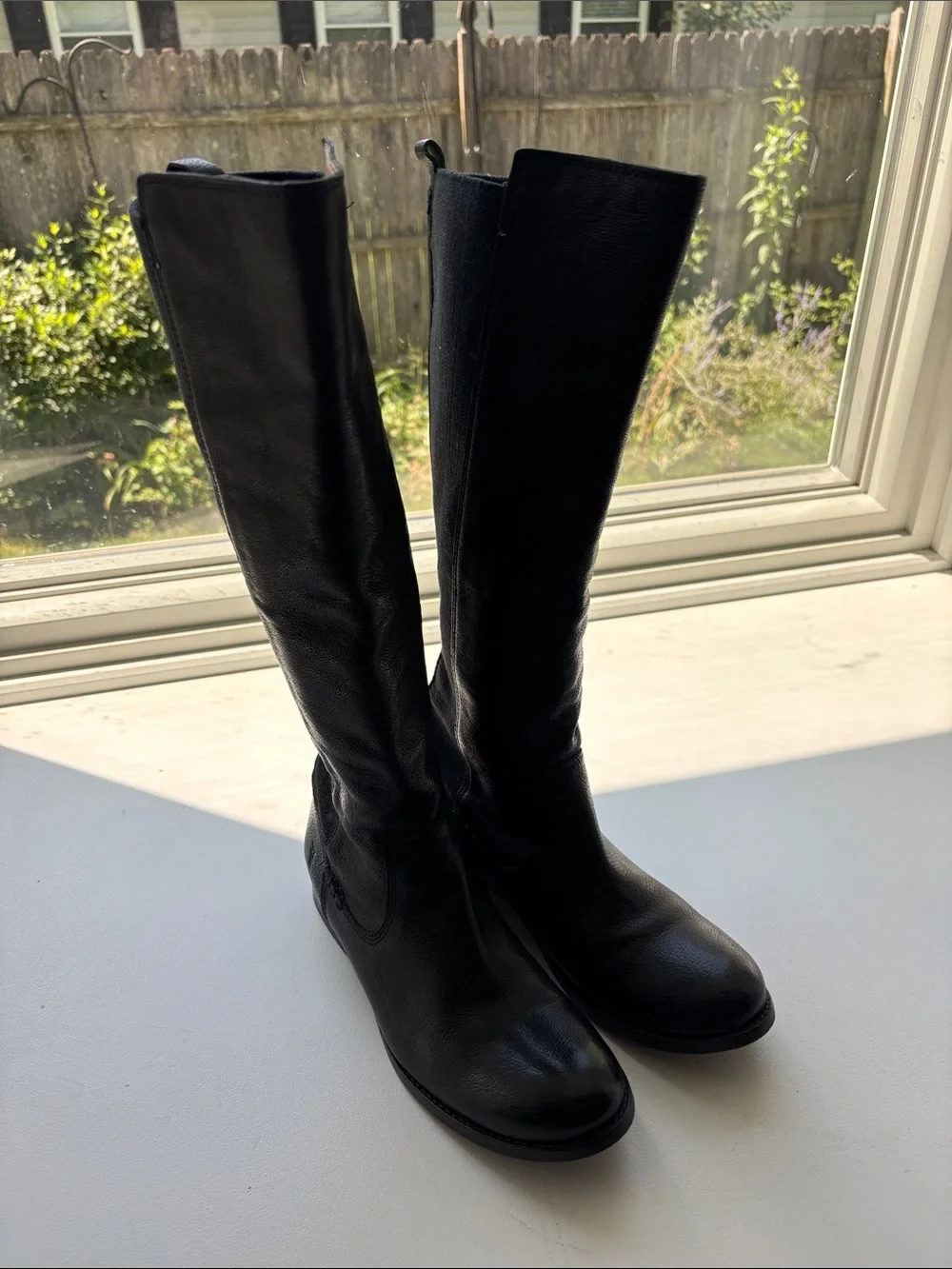 Frye Black Leather Molly Gore Boots size 7